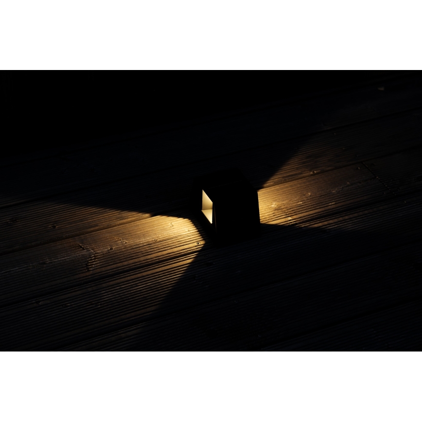 LED Solarna lampa ścienna z czujnikiem LED/2W/5V IP54 1300 mAh