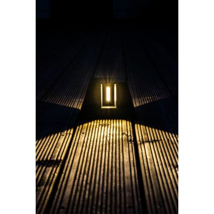 LED Solarna lampa ścienna z czujnikiem LED/2W/5V IP54 1300 mAh