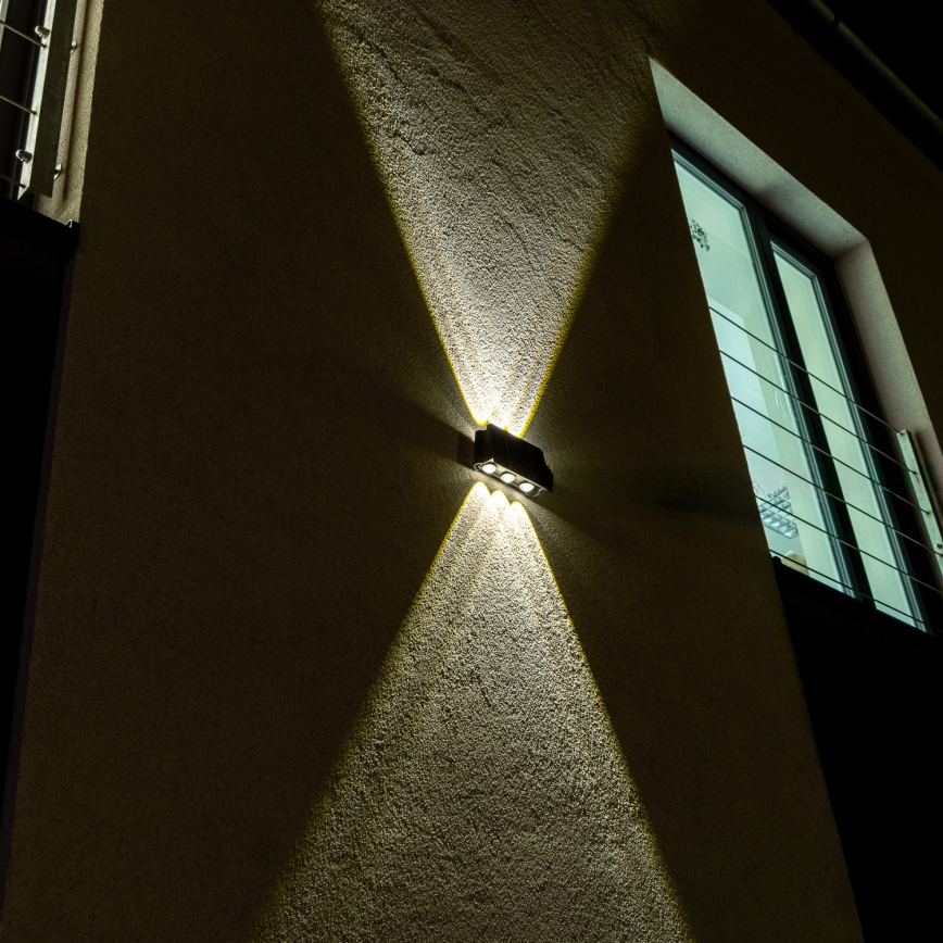 LED Kinkiet solarny z czujnikiem LED/2W/5V IP54 1300 mAh