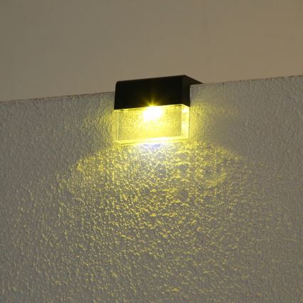 ZESTAW 2x LED RGB Solarna lampa ścienna LED/1W/1,2V 3500K IP65 600 mAh