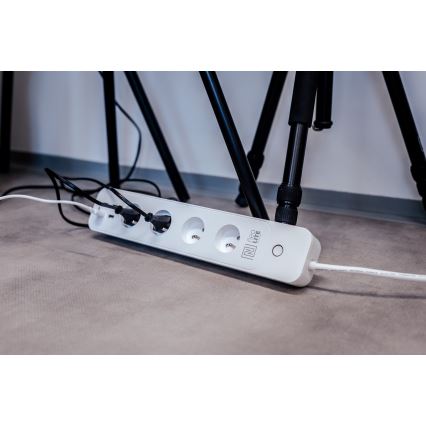 Immax NEO 07707L - Przedłużacz NEO LITE Smart 4AC + 4USB Wi-Fi Tuya 1,5m