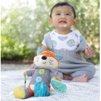 Infantino - Pluszowa zabawka z gryzakami 30 cm lišák