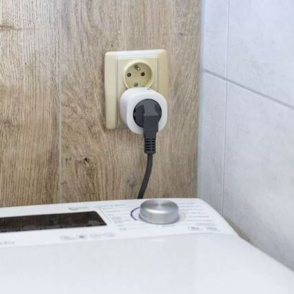 Inteligentne gniazdko GoSmart 3680W/230V/16A Wi-Fi Tuya