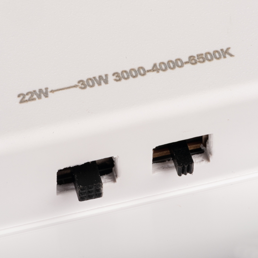 Oprawa sufitowa LED VARSO LED/22/30W/230V 3000/4000/6500K śr. 33 cm IP54