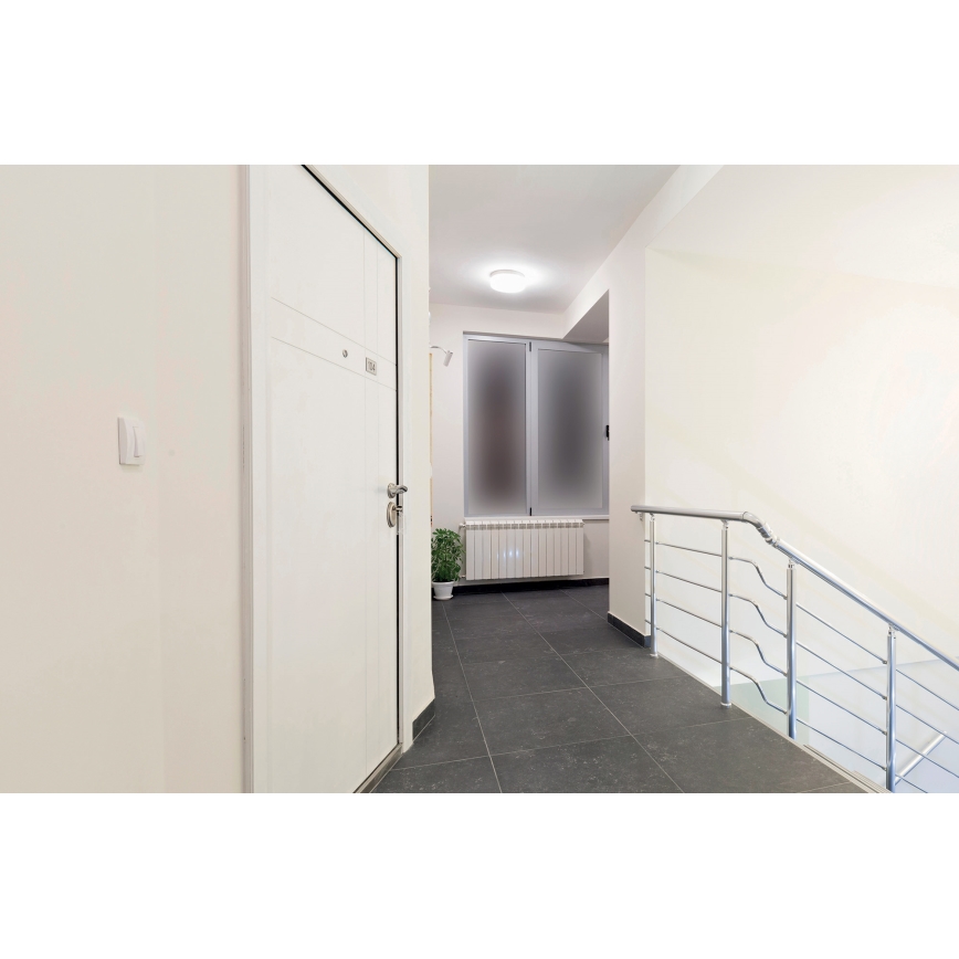 LED Łazienkowe oświetlenie z czujnikiem STIVI LED/24W/230V IP65