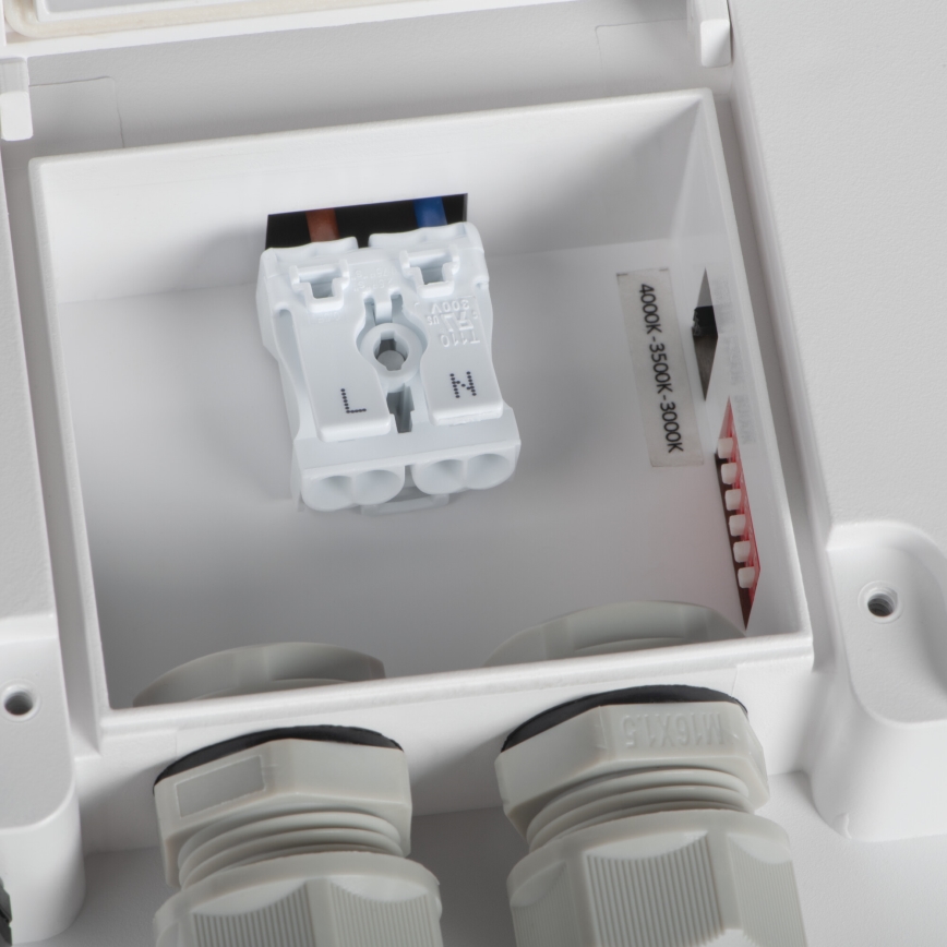 LED Plafon zewnętrzny z czujnikiem ruchu BENO LED/12/18W/230V 3000/3500/4000K IP65 biały kanciasty