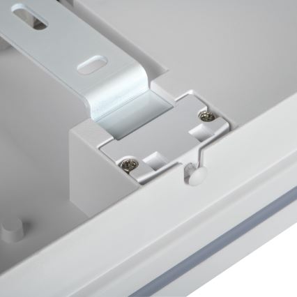 LED Plafon zewnętrzny z czujnikiem ruchu BENO LED/24/30W/230V 3000/3500/4000K IP65 biały kanciasty
