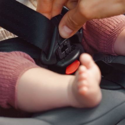 KINDERKRAFT - Fotelik samochodowy I-GUARD i-Size 40-105 cm czarny