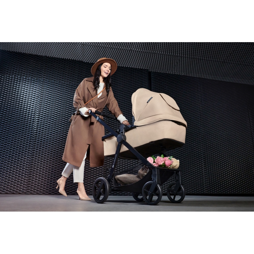KINDERKRAFT - Wózek wielofunkcyjny 4w1 NEWLY Classic beige + fotelik samochodowy MINK PRO z podstawą ISOFIX