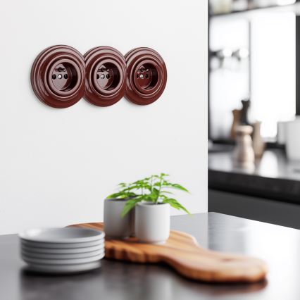 Kliklap - Potrójne retro gniazdko domowe z ramką 230V brązowe
