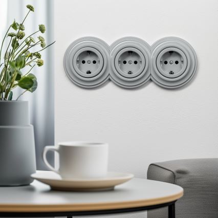 Kliklap - Potrójne retro gniazdko domowe z ramką SCHUKO 230V szare