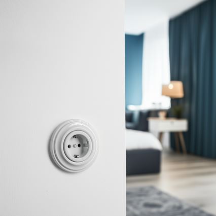 Kliklap - Retro gniazdko domowe z ramką SCHUKO 230V/16A śnieżnobiałe