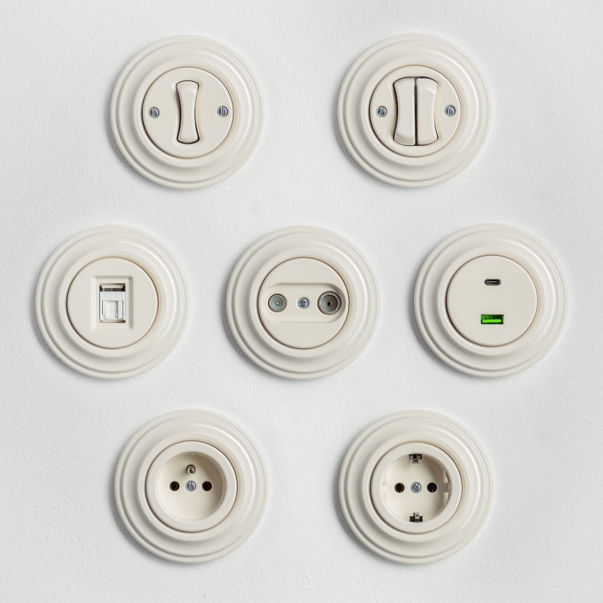 Kliklap - Retro gniazdo antenowe TV+R (przelotowe) z ramką beżowe