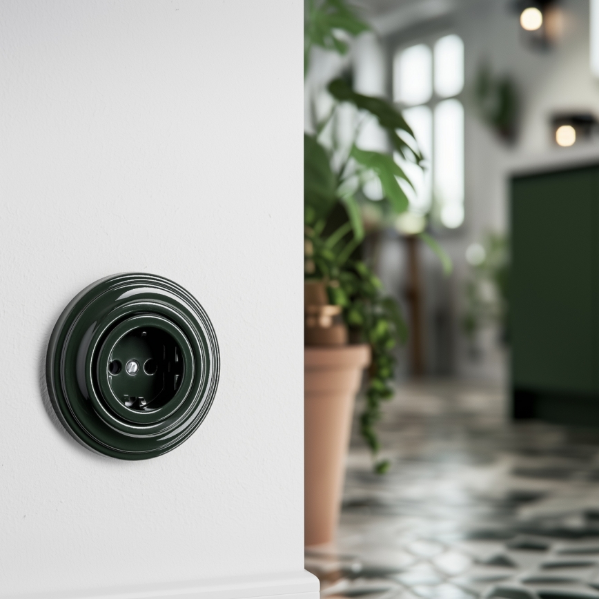 Kliklap - Retro gniazdo domowe z ramką SCHUKO 230V/16A zielone