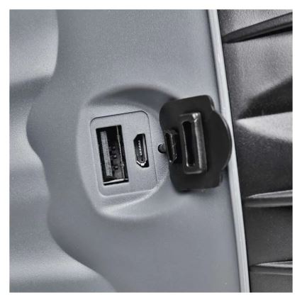 Ładowalna latarka LED 3,7V 4000 mAh