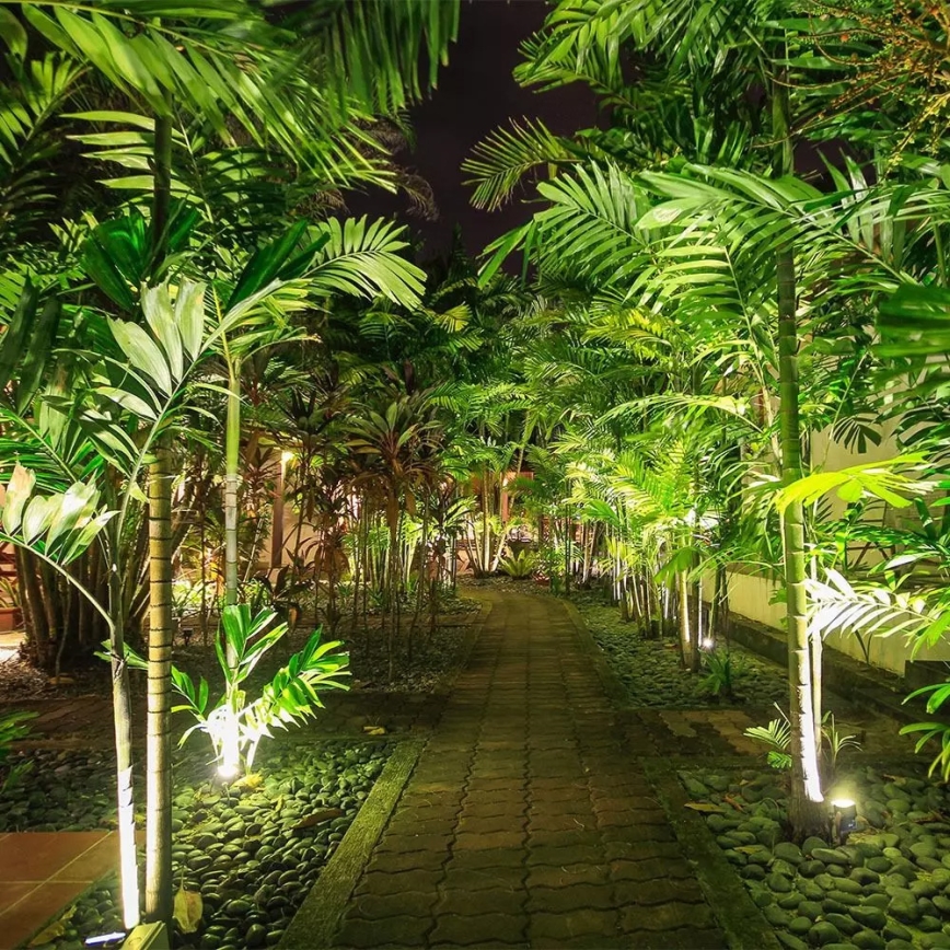 Lampa zewnętrzna 1xGU10/35W/230V IP44