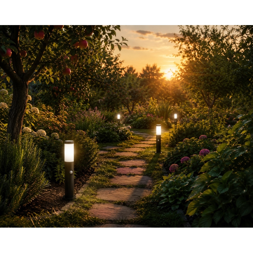Lampa zewnętrzna z czujnikiem LOPPA 1xE27/60W/230V 45 cm IP44 czarna