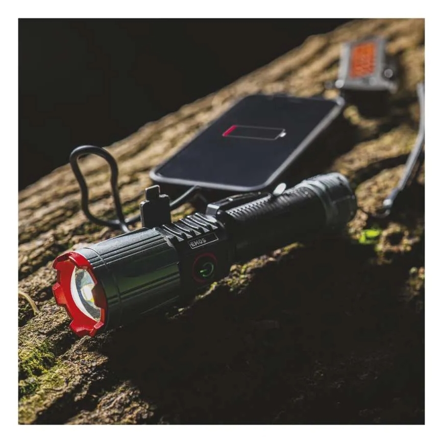 LED akumulatorowa żelazna latarka LED/5V 3000 błyszcz. 5000 mAh IP43