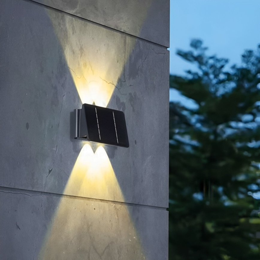 LED Kinkiet solarny 4xLED/1,5W/3,7V 1500 mAh IP54 czarny
