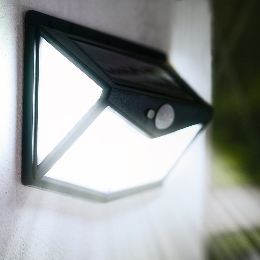 LED Kinkiet solarny z czujnikiem LED/1W/3,7V 6500K IP44 1200 mAh