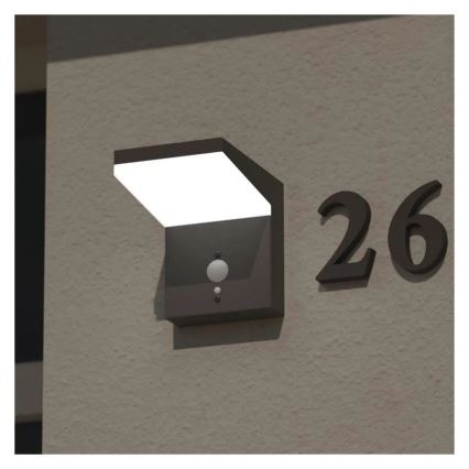 LED Kinkiet solarny z czujnikiem LED/4,4W/3,7V 2200 mAh IP44