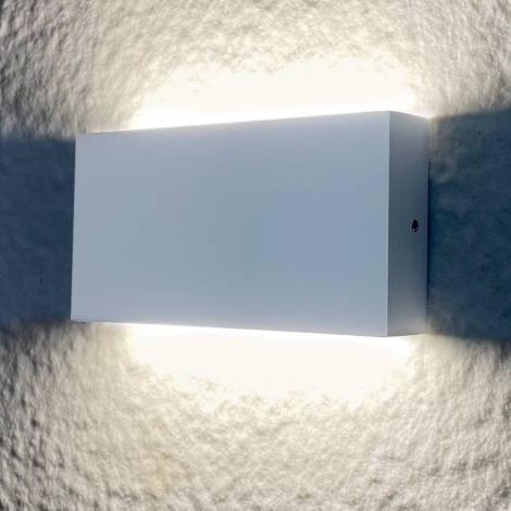 LED Kinkiet zewnętrzny CHICAGO 2xLED/5,5W/230V IP44 biały