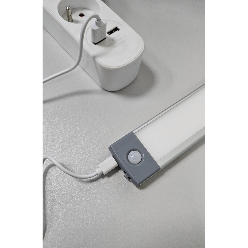 LED Ładowalna lampka meblowa z czujnikiem LED/3,5W/5V USB 800 mAh 4200K 46 cm