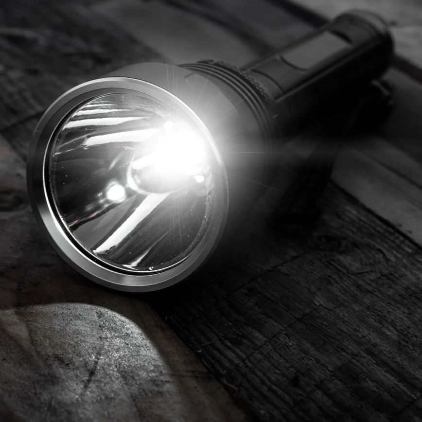 LED Ładowalna latarka ściemnialna LED/20W/5V IPX5 1570 lm 8400 mAh