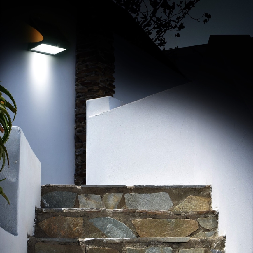 LED Lampa solarna z czujnikiem ruchu i zmierzchu LED/6,8W/4000 mAh 3,7V IP65