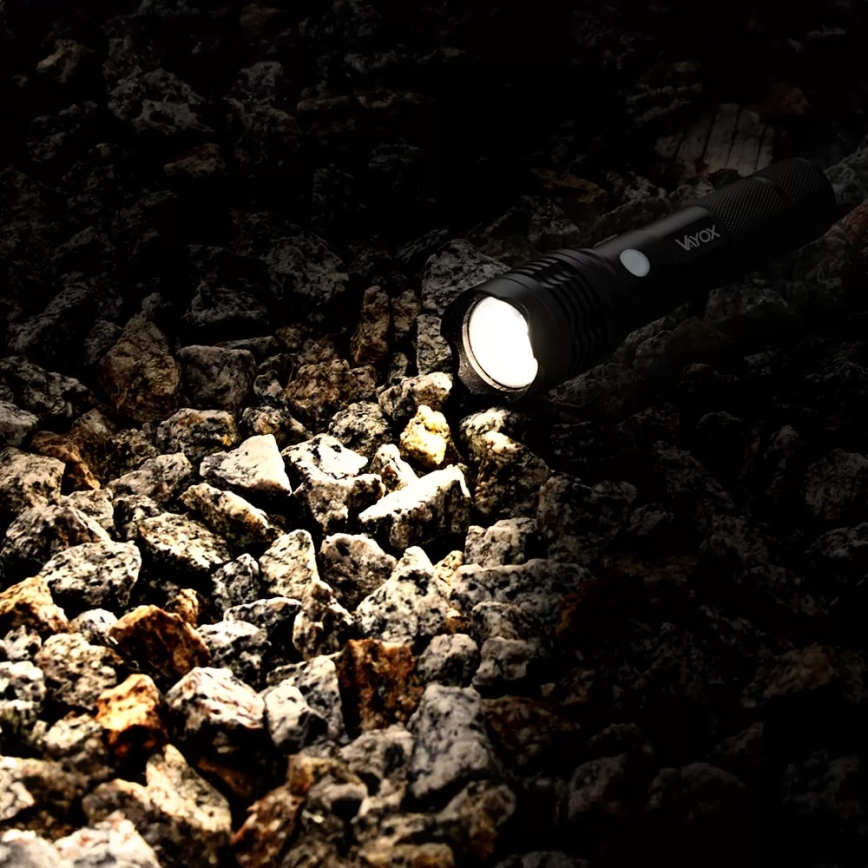 LED Latarka akumulatorowa LED/10W/5V IPX4 800 błyszcząca 1200 mAh