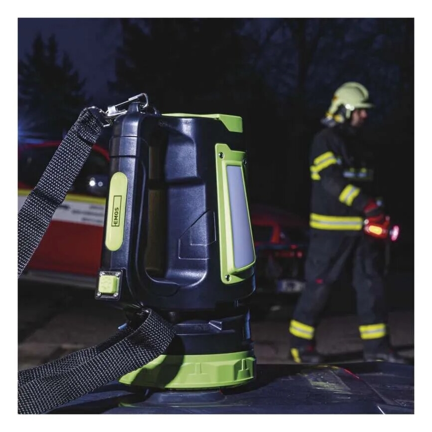 LED Latarka akumulatorowa LED/3,7V IP44 850 lm 8000mAh