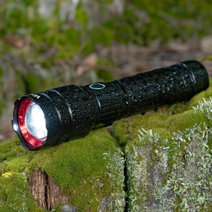 LED Ściemnialna latarka akumulatorowa z funkcją powerbanku LED/30W/5V IPX5 1060 błyszcząca 5000 mAh