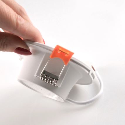 LED Oswietlenie wpuszczane ZOE LED/4,8W/230V biały
