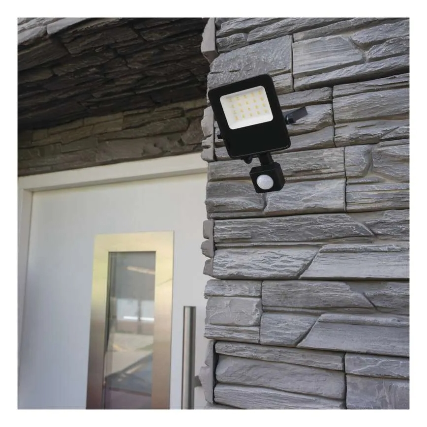 LED Reflektor z czujnikiem VISIO LED/30W/230V 4000K IP65