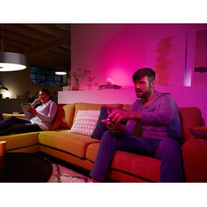 LED RGB Żarówka ściemnialna Philips HUE WHITE AND COLOR AMBIANCE E14/6W/230V