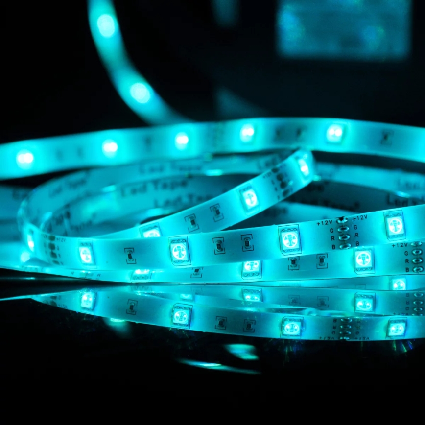 LED RGB Zewnętrzna taśma ściemnialna 5m LED/14W/12V IP65 + pilot