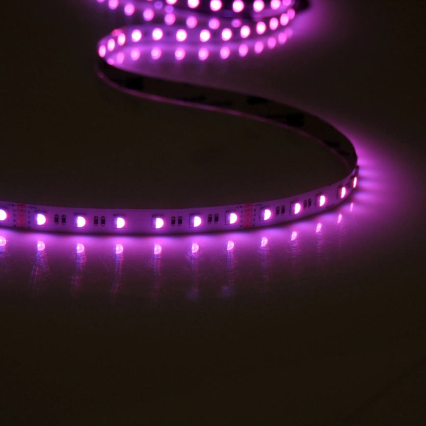 LED RGBW Ściemniana taśma 3m LED/22W/24/230V + pilot