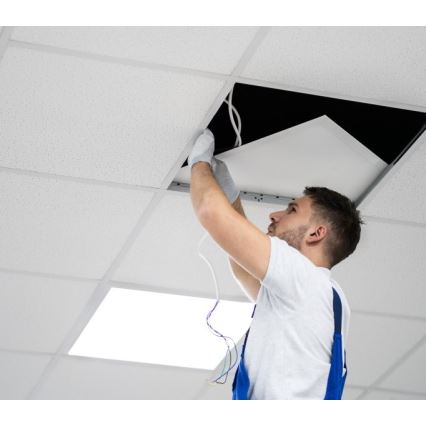 LED Ściemnialny panel natynkowy CAPRI LED/25/36/40W/230V 3000/4000/5700K UGR&lt;19 IP44 60x60 cm