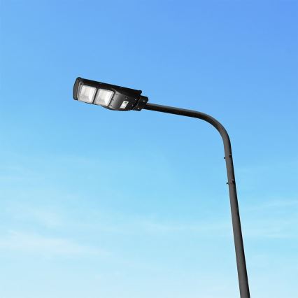 LED Przyciemnialna solarna lampa uliczna z czujnikiem ruchu i zmierzchu LED/8W/3,2V 6000K IP65 9000 mAh czarny + zdalne sterowanie