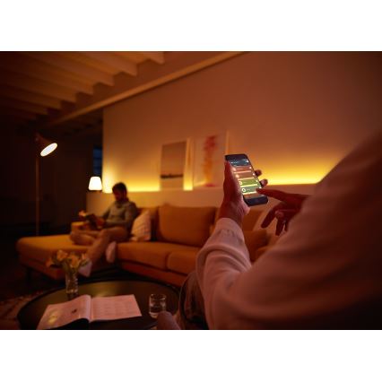 LED Żarówka ściemnialna Philips HUE WHITE E14/5,5W/230V