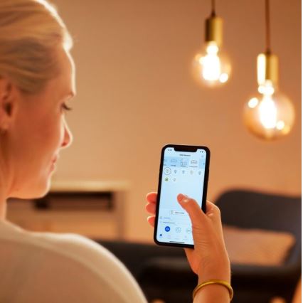 LED Ściemnialna żarówka VINTAGE FILAMENT C35 E14/4,9W/230V 2000-5000K CRI 90 Wi-Fi - WiZ