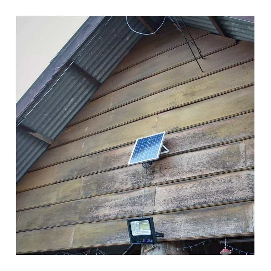 LED Ściemnialny naświetlacz solarny LED/16W/3,2V 4000K IP65 10000 mAh + zdalne sterowanie