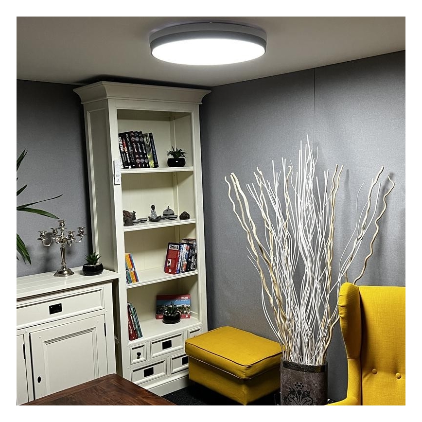 LED Ściemniany plafon LED/48W/230V 2700-6500K Wi-Fi Tuya + pilot