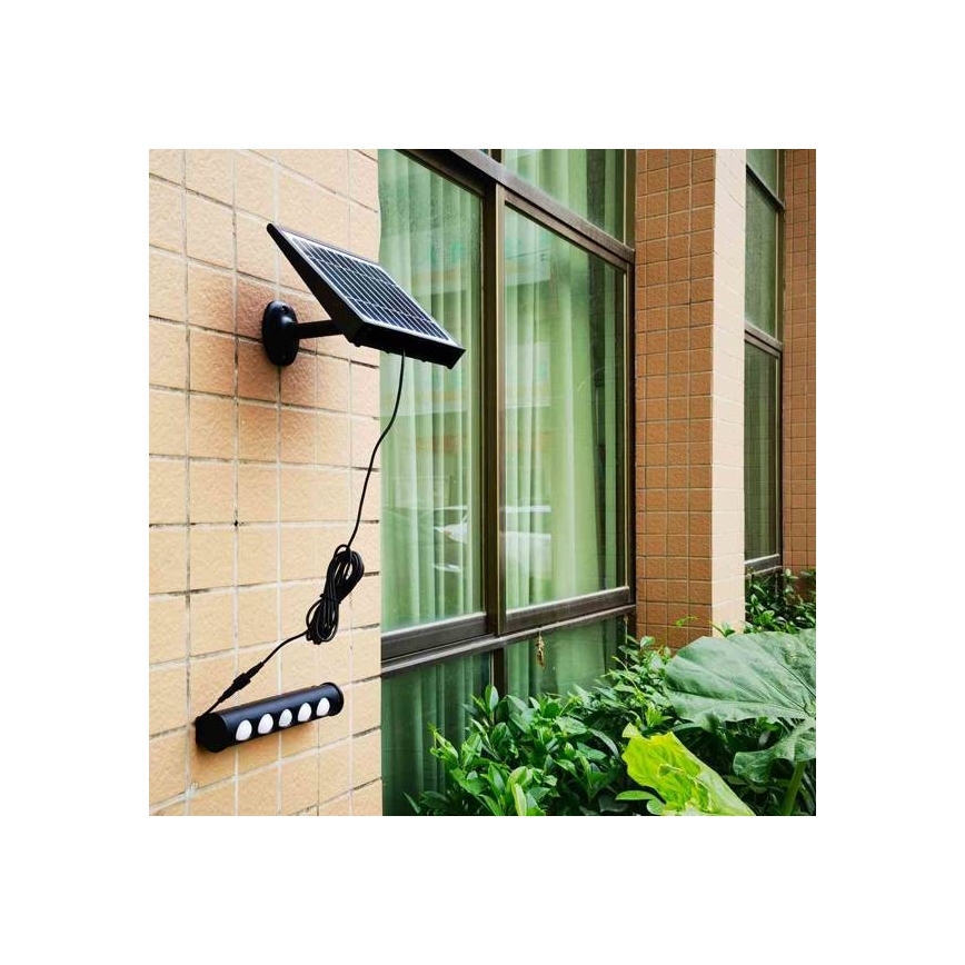 LED Solarna lampa ścienna z czujnikiem LED/8W/3,7V 4000 mAh 4000K IP65