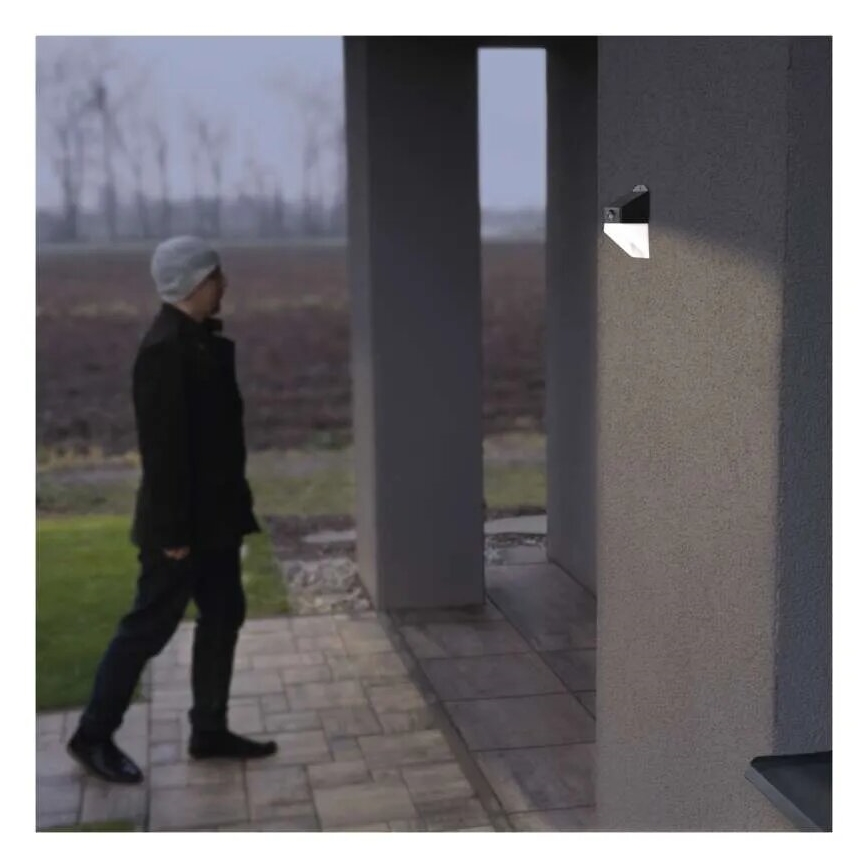 LED Solarna lampa ścienna z czujnikiem LUMI LED/3,7W IP65 czarna