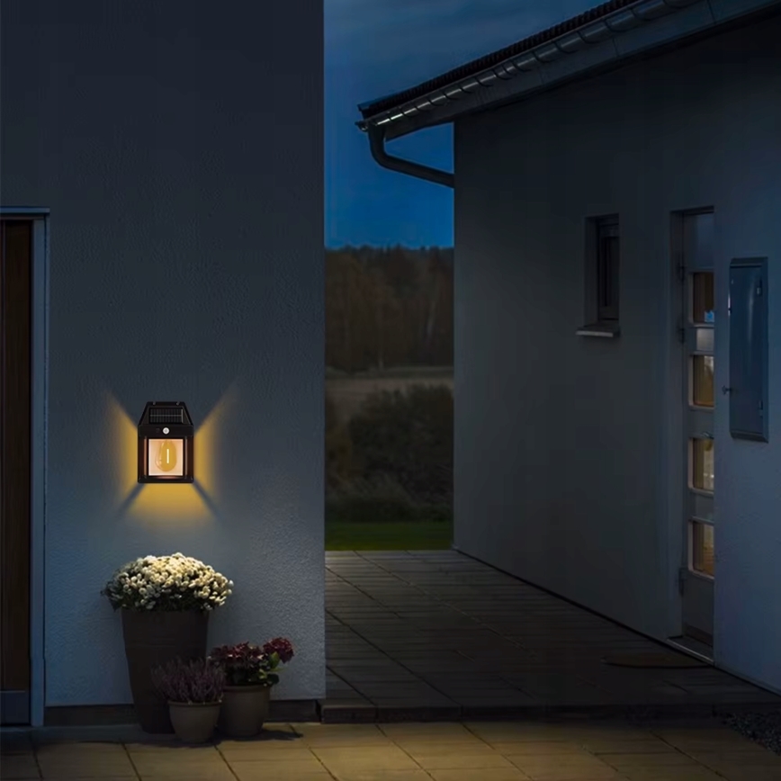 LED solarny kinkiet z czujnikiem LED/3,7V 600 mAh IP44 czarny