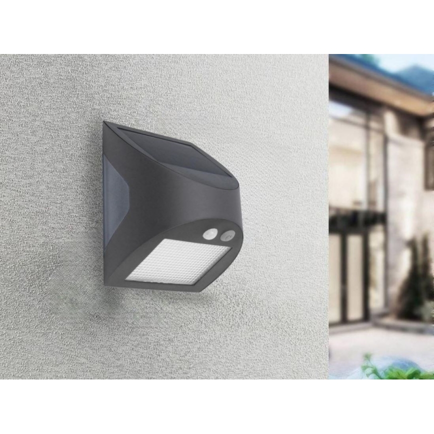 Solarny kinkiet LED z czujnikiem LED/3W/3,7V 3000/4000K 1200 mAh IP54 antracyt