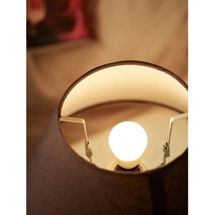 LED Żarówka Philips E27/7W/230V 2700K