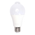 LED żarówka z czujnikiem ruchu i zmierzchu A60 E27/6W/230V 6500K - Aigostar