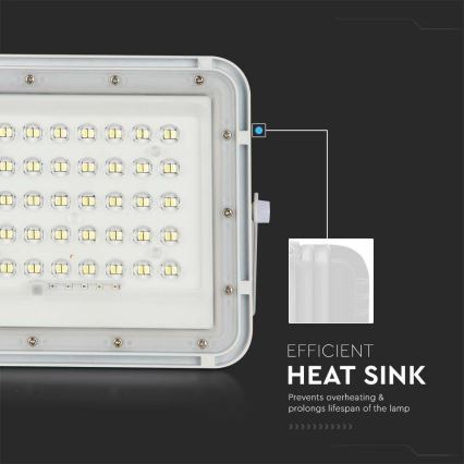 LED Zewnętrzny ściemnialny naświetlacz solarny LED/6W/3,2V IP65 6400K biały + pilot zdalnego sterowania